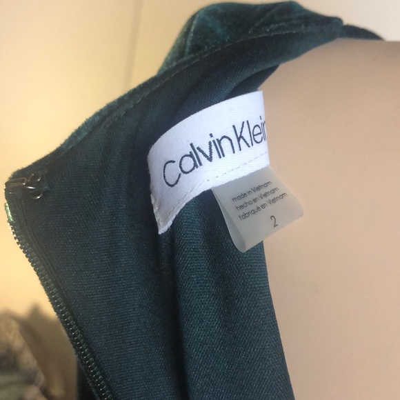 MUST LOOK...CLASSY Calvin Velvet - Picture 9 of 10